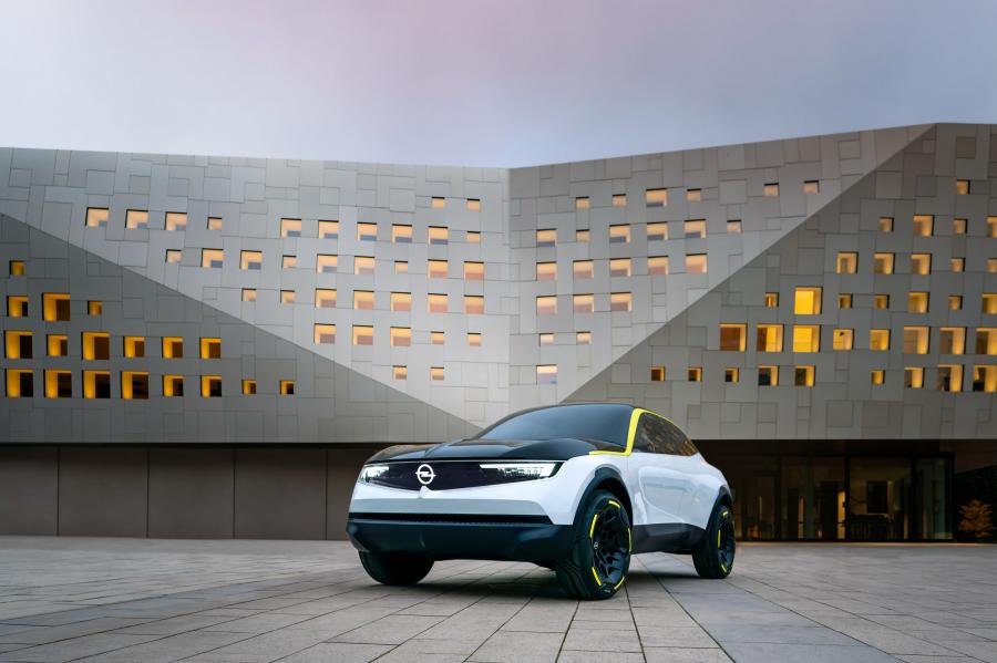  Opel GT X Experimental 2018 года  (фото 32 из 46)